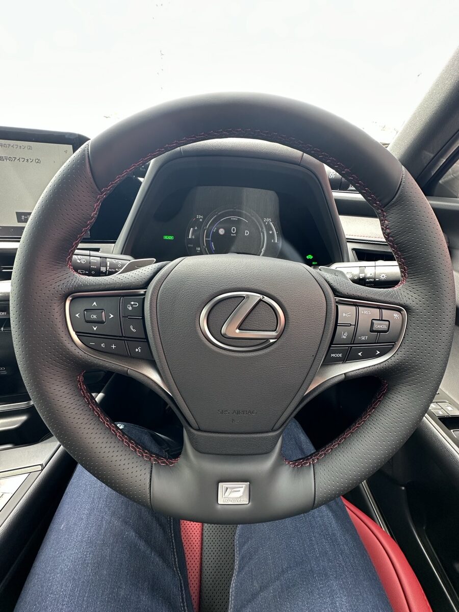 Fスポーツ ステアリング 赤ステッチ