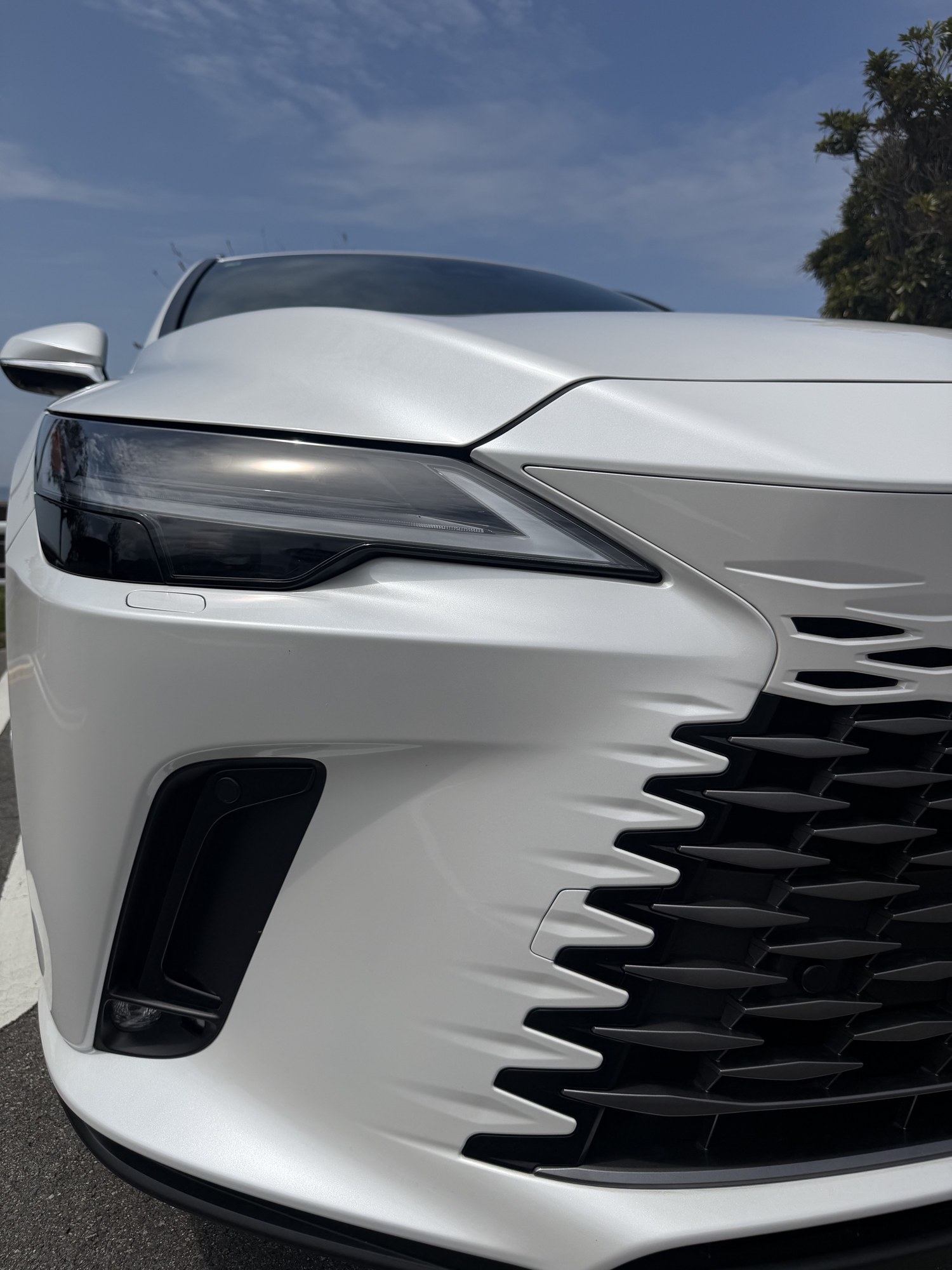 レクサス新型RX フロントグリル・ヘッドライト