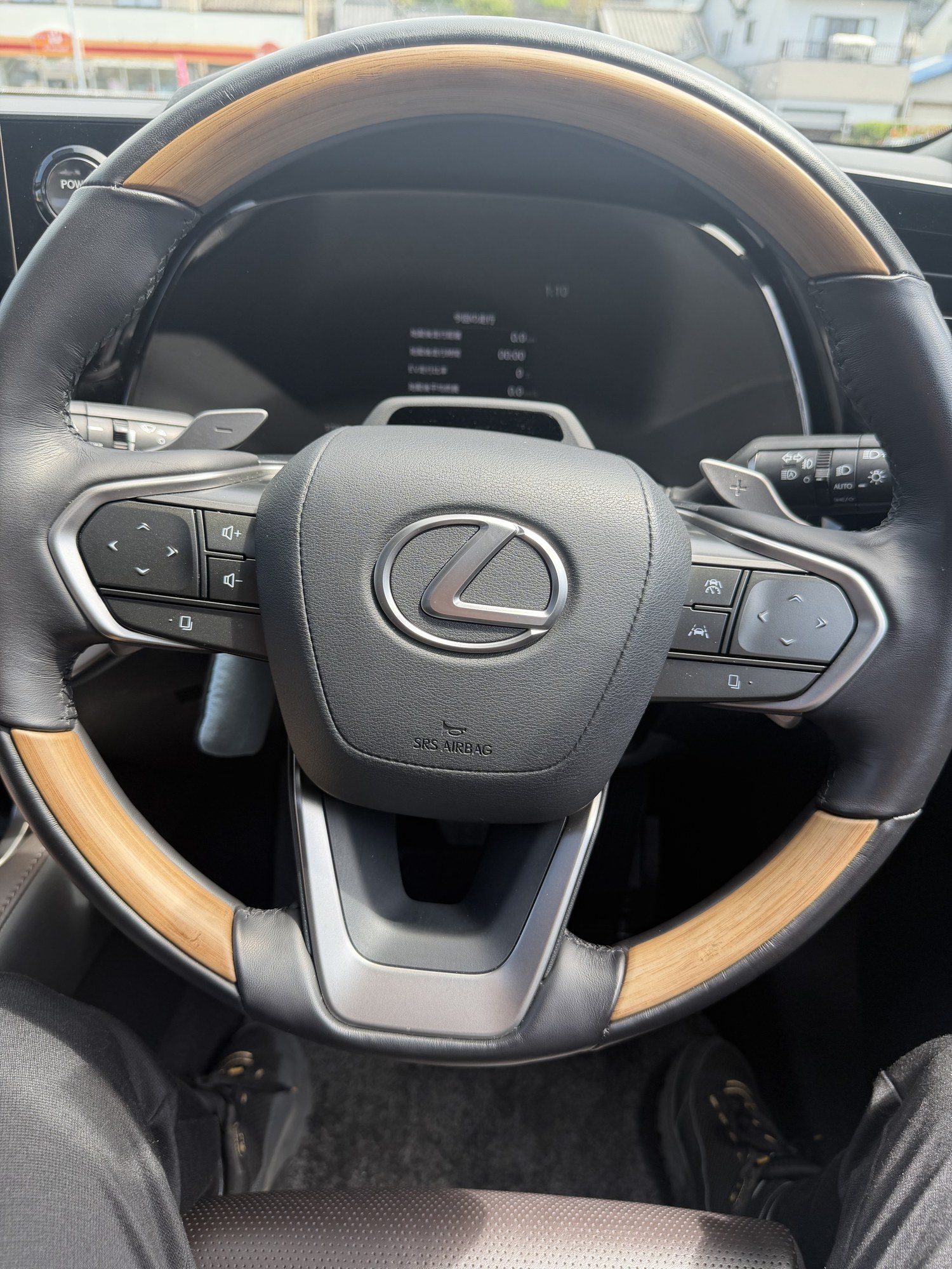 新型RX350h バージョンL ステアリング