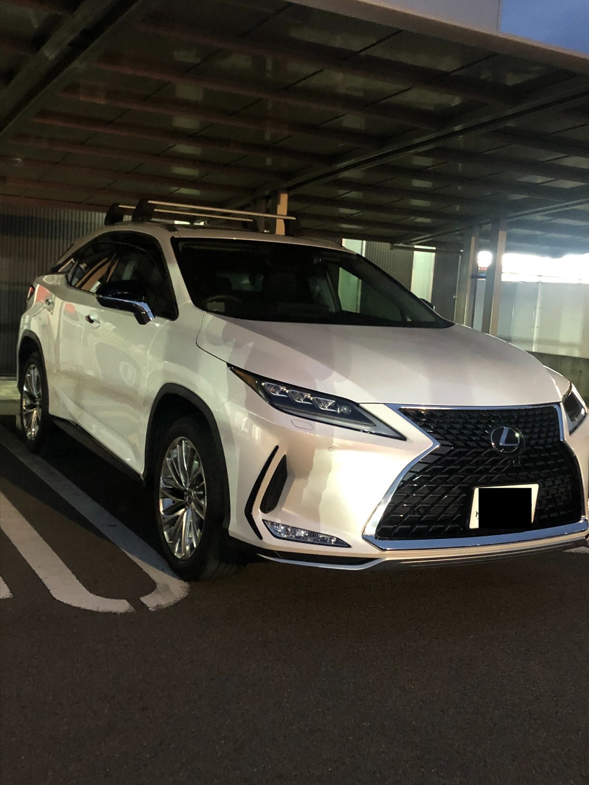 レクサスRX300 バージョンL AWD(4代目/AL20型)ソニッククォーツ