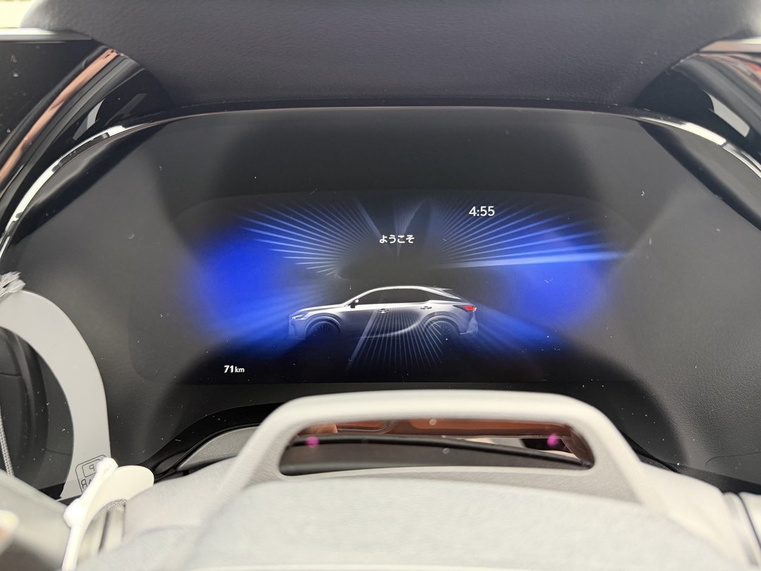 RX350 Fスポーツのメーター起動画面「ようこそ」表示