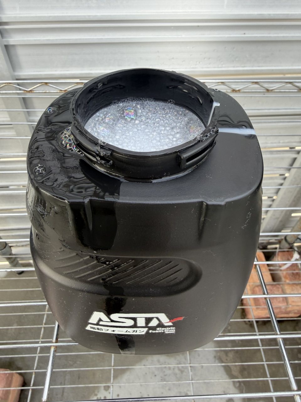 ASTA電動フォームガン タンク内の泡